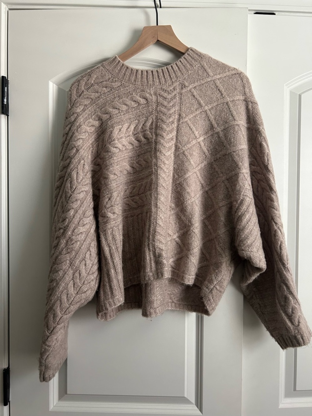 Abercrombie Cozy Cable-Knit Boxy Sweater - Taupe